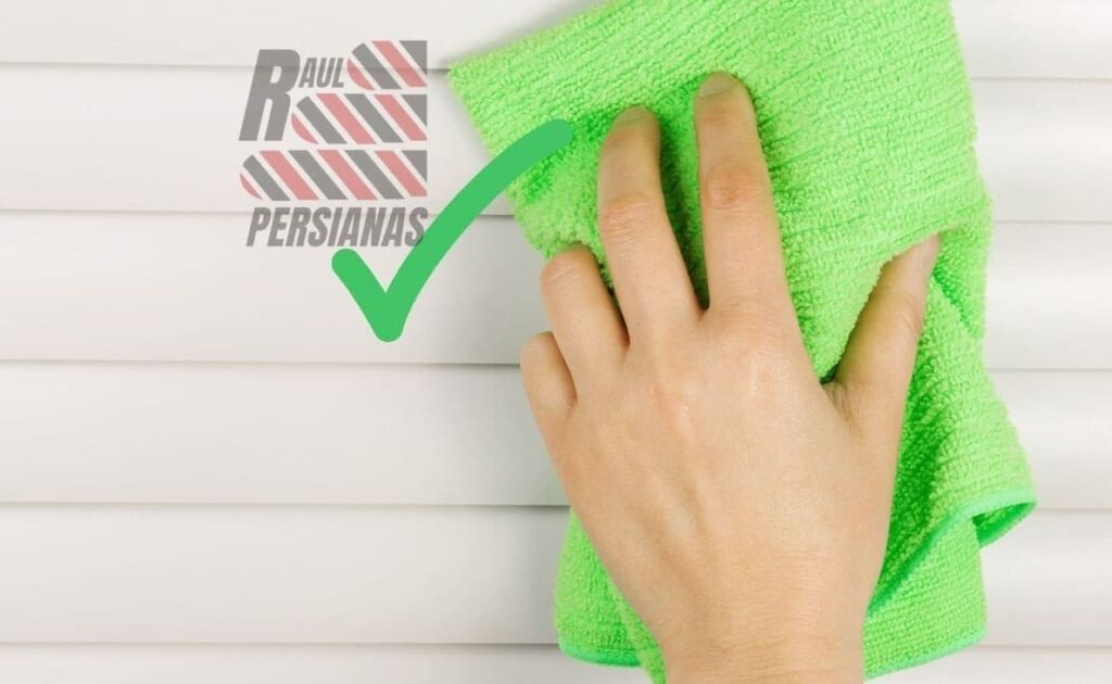 Cómo limpiar persianas